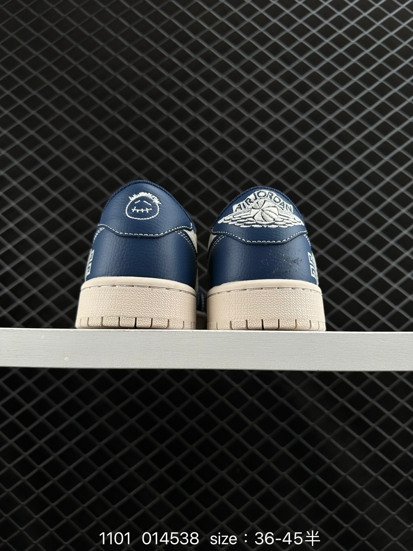 Travis Scott x Air Jordan 1 ” Reverse Mocha “